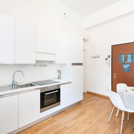 Magic flat in Duomo by Easylife Lejlighed Milano Eksteriør billede