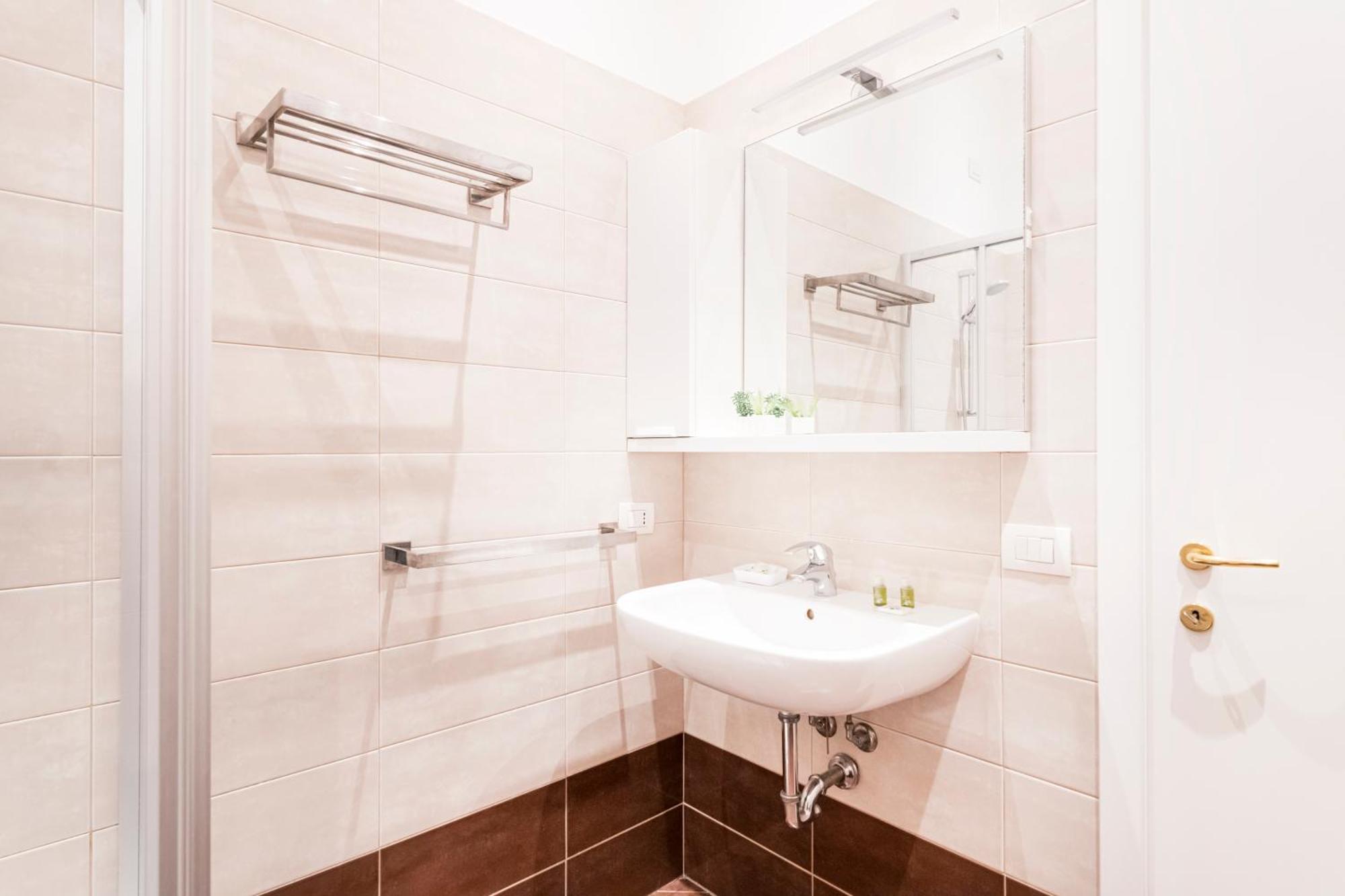 Magic flat in Duomo by Easylife Lejlighed Milano Eksteriør billede
